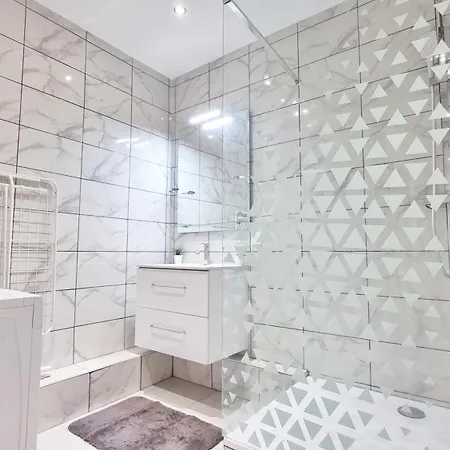 Le Serenity - Spacieux Et Confortable - Relax Bnb